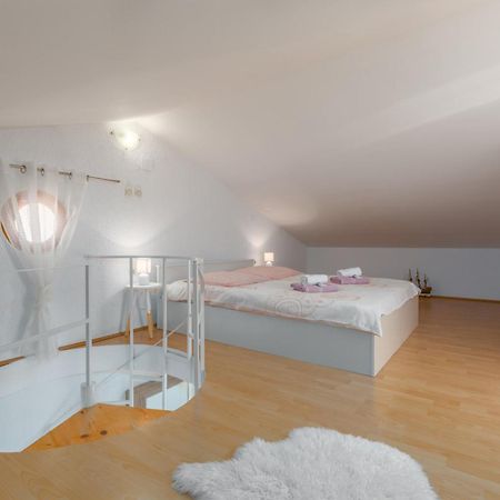 Apartment Leni near beach Poreč Extérieur photo