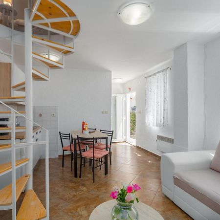 Apartment Leni near beach Poreč Extérieur photo